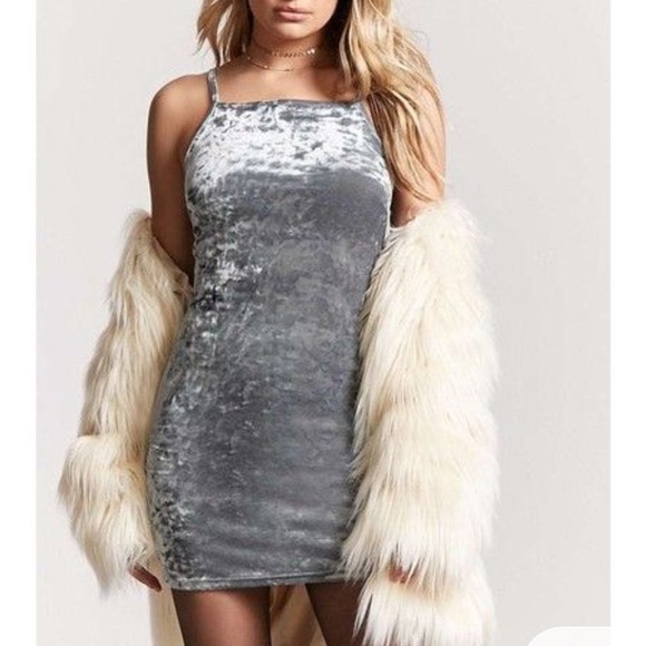 Forever 21 Dresses & Skirts - Velvet Cami Dress